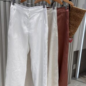 Calça Com Elástico Nas Costas