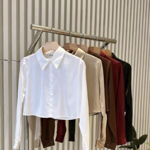 Camisa Cropped Em Cetim