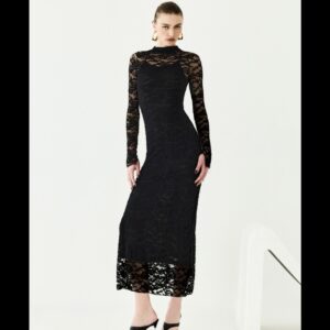 Vestido Midi Em Renda