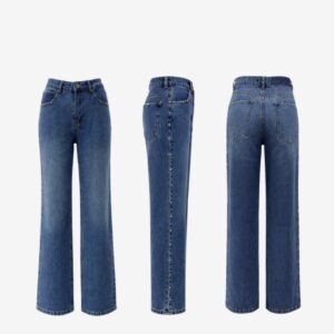 Calça Jeans Com Aplicação De Taxas