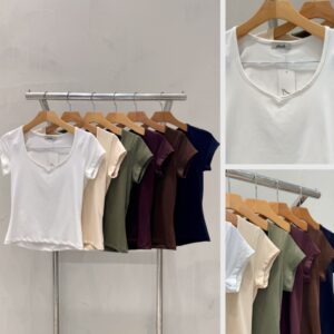 Blusa Manga Curta Com Gola Redonda